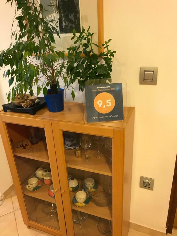 Apartment Pula Center - Near The Central Bus Station ภายนอก รูปภาพ